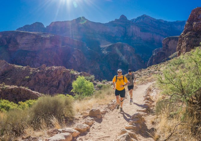 Le domande che devi fare a chi ti sta vendendo le tue nuove scarpe da trail running