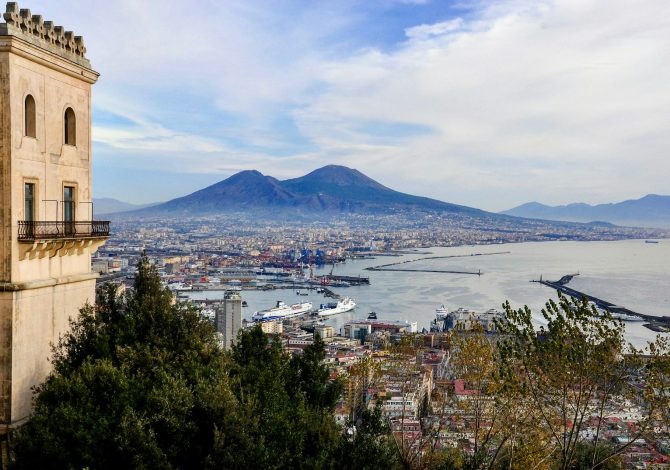 Queste escursioni primaverili fuori Napoli sono davvero bellissime