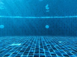 Bambini intossicati in piscina: perché è successo secondo i medici