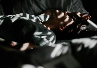 Non riesci a dormire per il grande caldo? Prova con questi rimedi