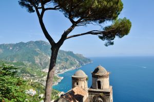 Costiera Amalfitana: l paradiso verticale tra borghi, calette e limoni