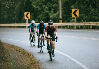 Le domande che devi fare a chi ti sta vendendo la tua nuova bicicletta da corsa