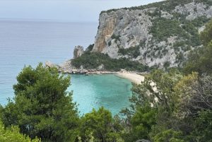 I 5 sentieri per andare in spiaggia più belli d'Italia