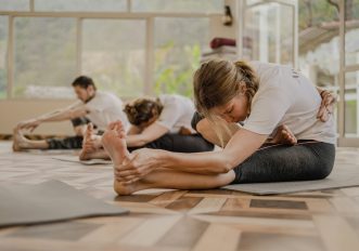 Solo 5 minuti al giorno: la routine che salverà la tua flessibilità (e le tue ginocchia!)