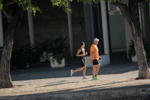 Le domande che devi fare a chi ti sta vendendo le tue nuove scarpe da running