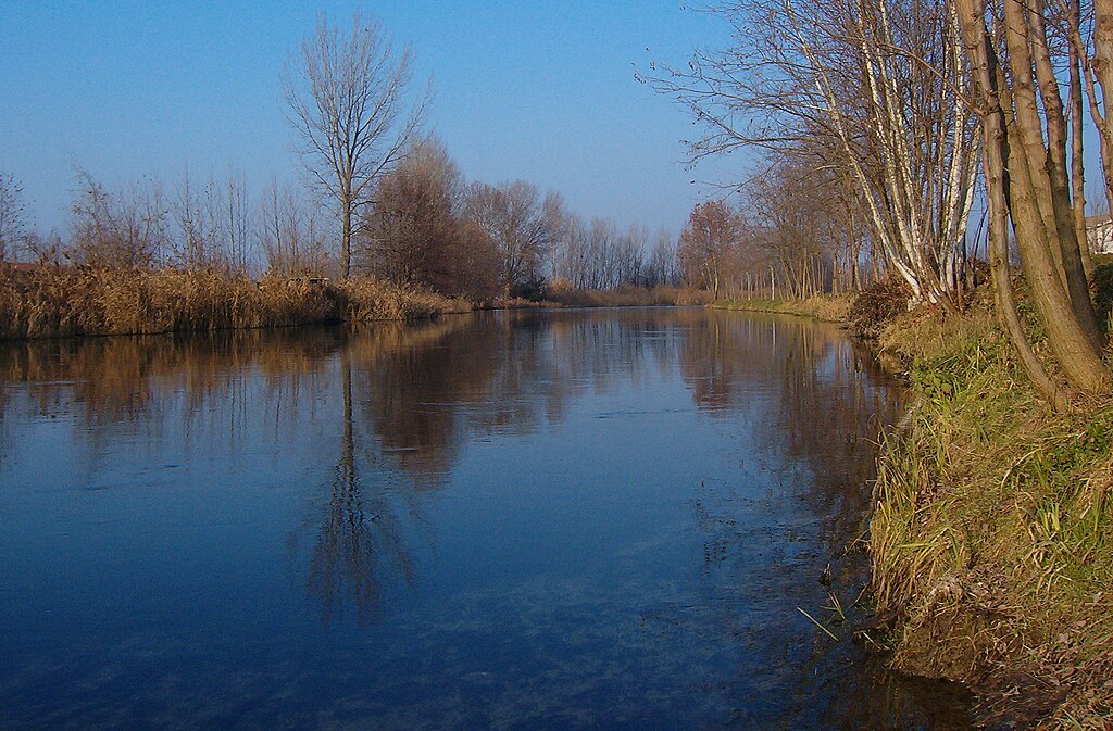 <a href="https://commons.wikimedia.org/wiki/File:Fiume_Mincio.jpg">Fede097947</a>, <a href="https://creativecommons.org/licenses/by-sa/3.0">CC BY-SA 3.0</a>, via Wikimedia Commons