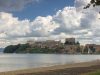 capodimonte-le-colline-che-abbracciano-il-lago-si-incendiano-di-rosso-e-arancio-e-il-borgo-si-riflette-nelle-acque-tranquille-come-in-uno-specchio-segreto
