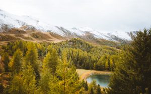 In questa Valle l'autunno e il foliage hanno già le sfumature di bianco della neve
