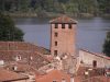 il-centro-antico-di-mantova-scorre-lungo-il-fiume