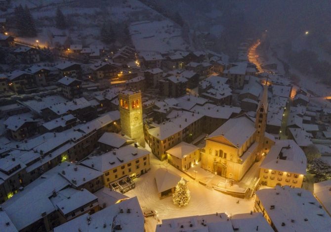 Bormio_centro_storico_natale