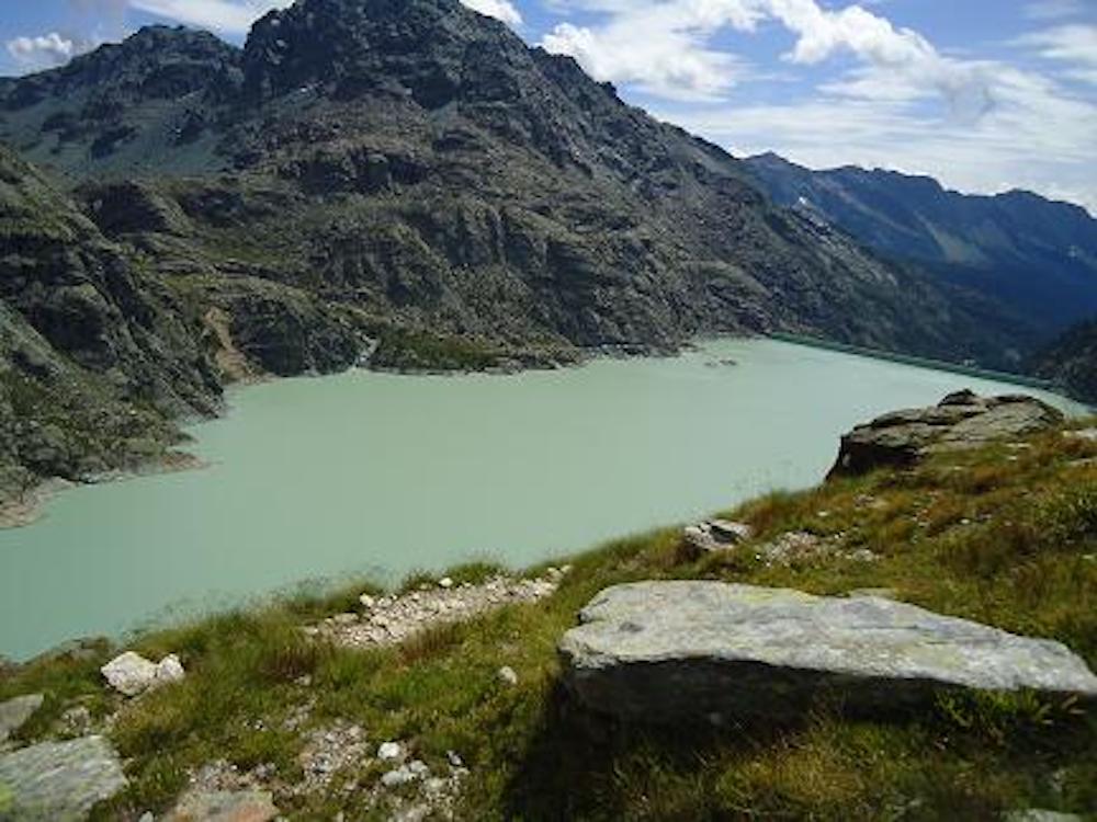 Lombardia_diga_campo_gera2