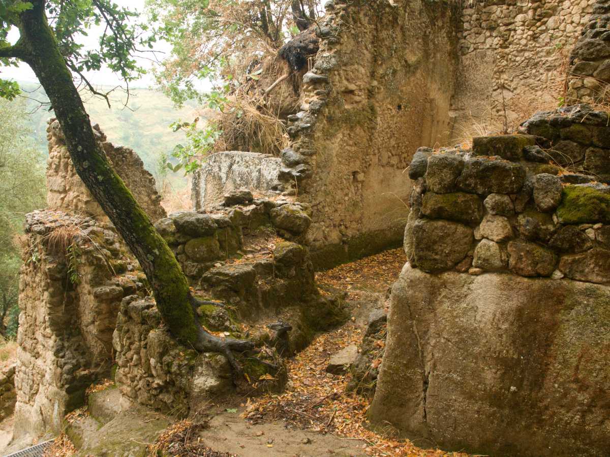 Zungri, Città di Pietra