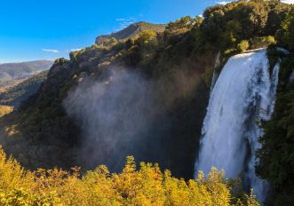 Cascate più belle Italia autunno