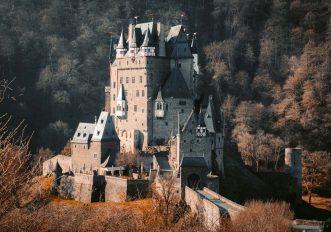 Castelli più scenografici Europa, fine autunno e inizio inverno