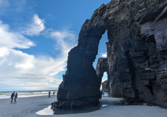 playa-catedrales-galizia-fuga