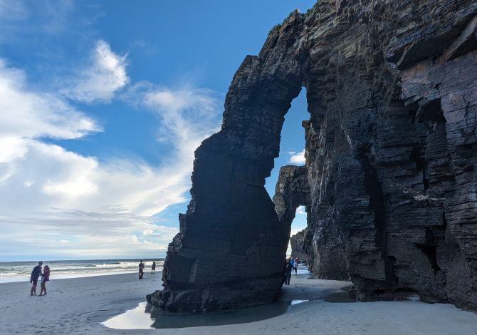 playa-catedrales-galizia-fuga