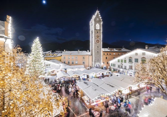 Mercatini di Natale, slittino, neve e sci: il vero inverno è a Vipiteno