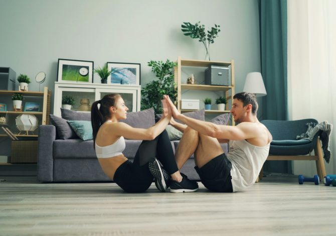 Crunch o Plank: qual è l'esercizio migliore per addominali forti?