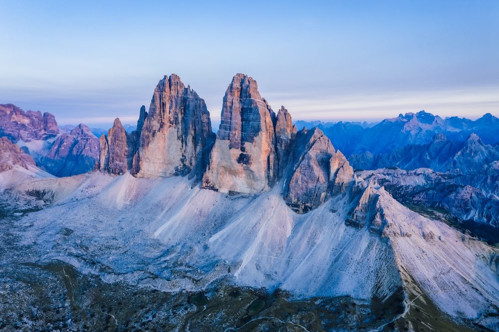 Tre-Cime-di-Lavaredo-al-tramonto_Panorama_Dolomiti