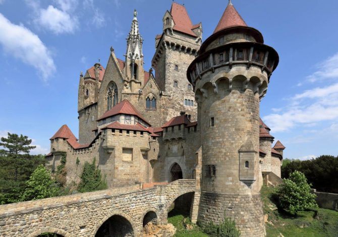 Burg Kreuzenstein, Austria