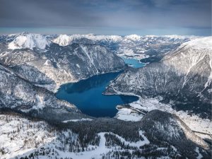 I lagihi più suggestivi d'Europa in inverno