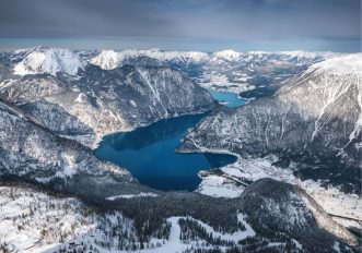 I lagihi più suggestivi d'Europa in inverno