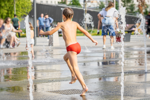 multe-turisti-estate-europa