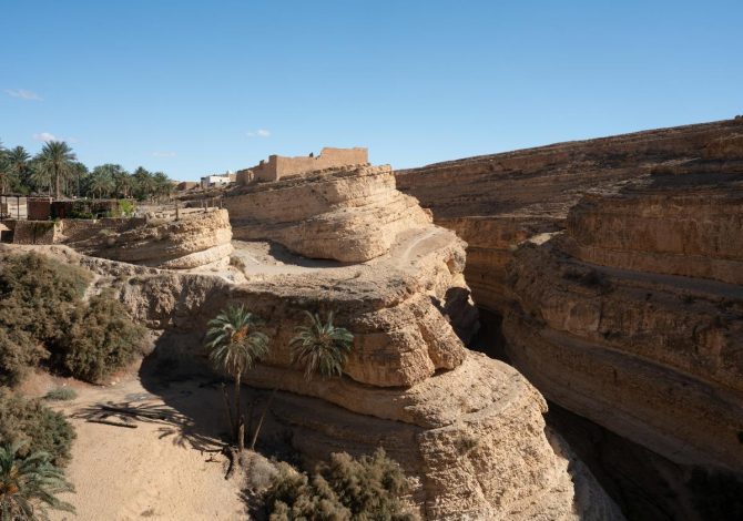 Le rovine del villaggio di Mides