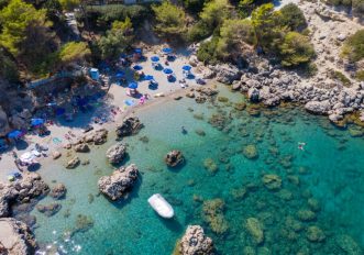 Rodi-estate-Antony-Quinn-beach