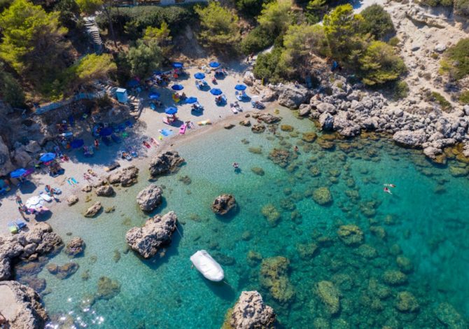 Rodi-estate-Antony-Quinn-beach
