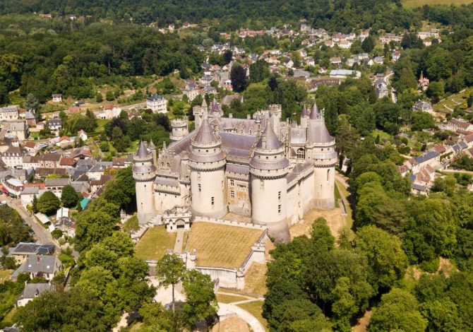 Castello di Pierrefonds, Francia