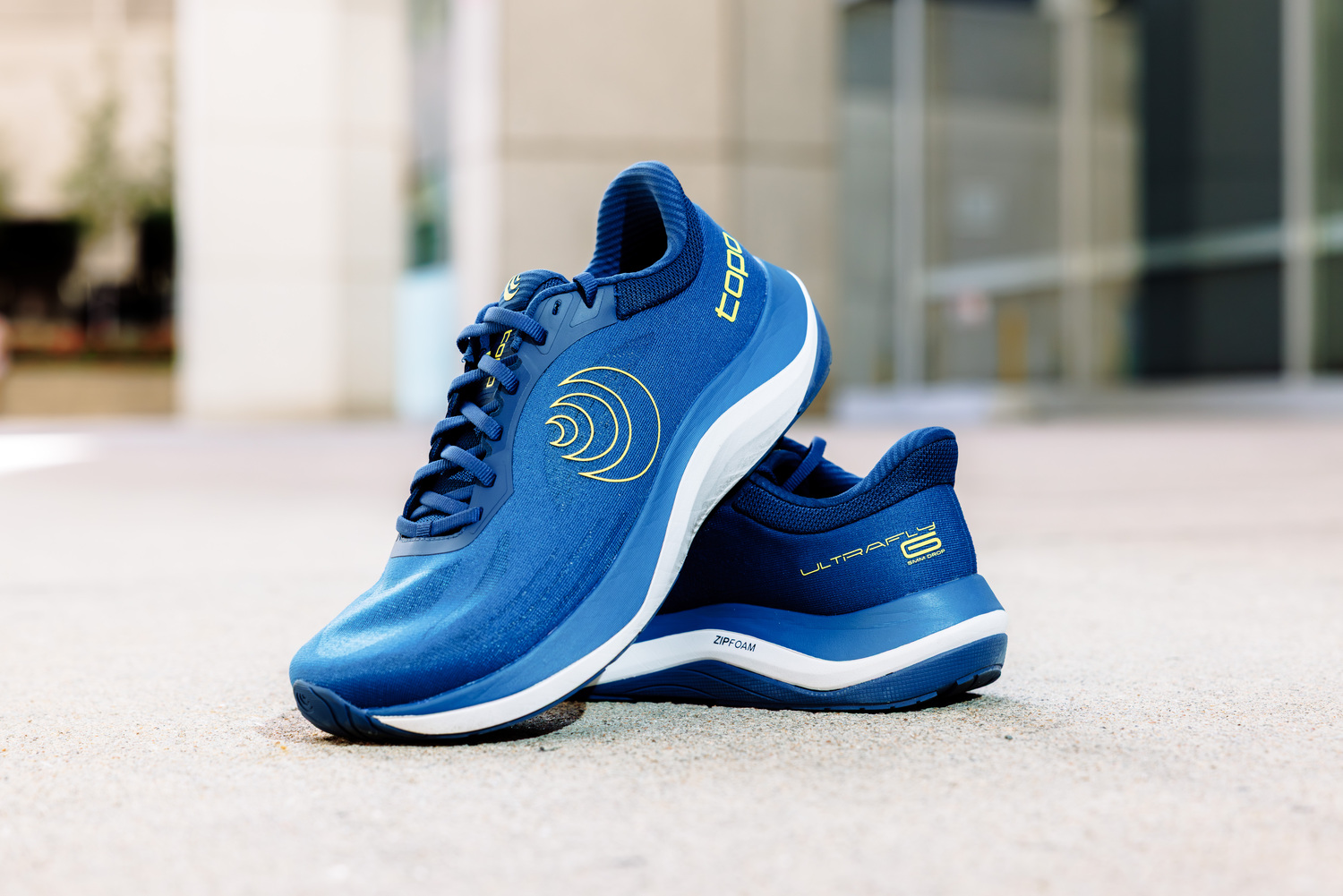 Topo Athletic Ultrafly 6