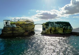 Isola_la_Gaiola,_Posillipo