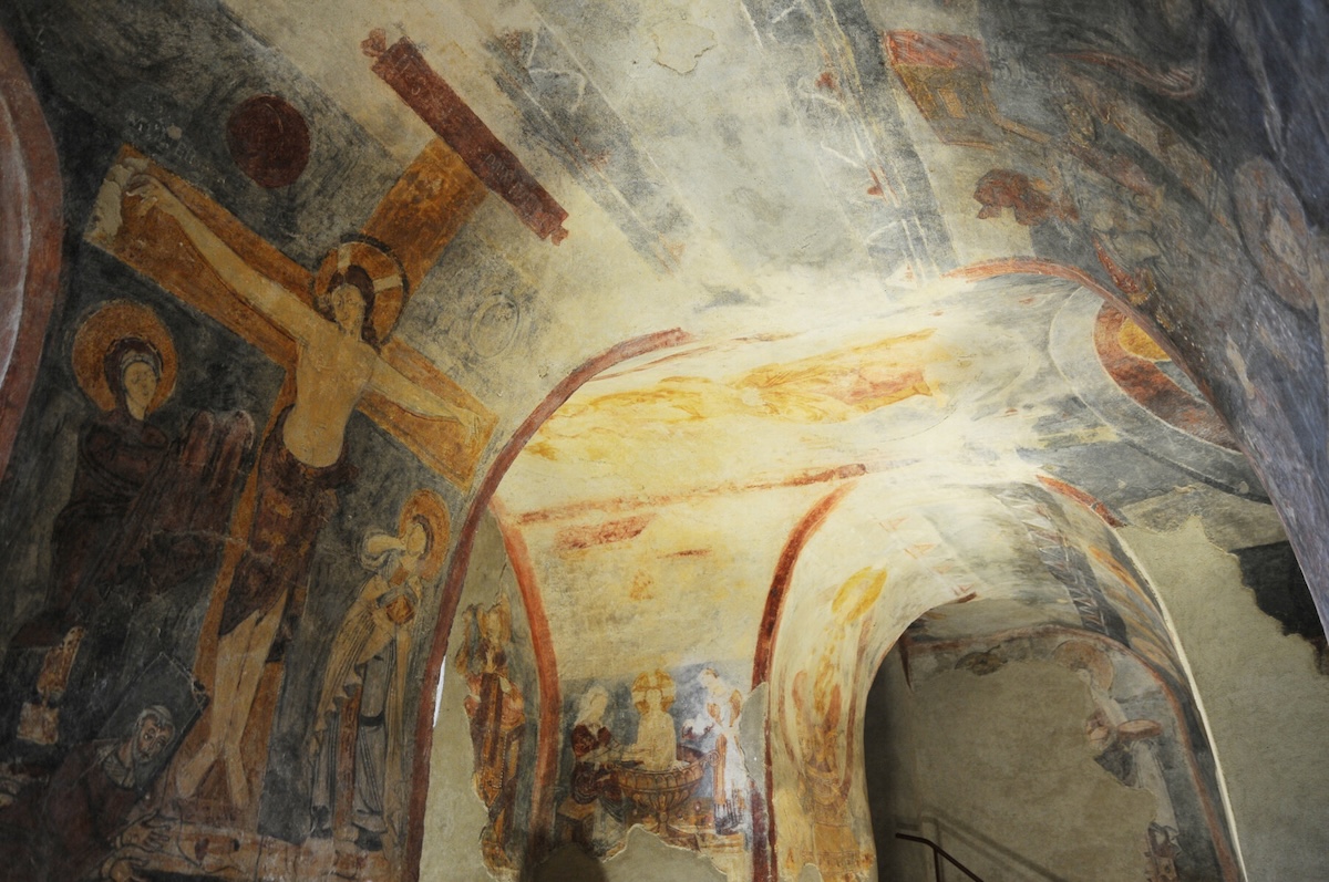 eremo-s-vincenzo-molise-affreschi-