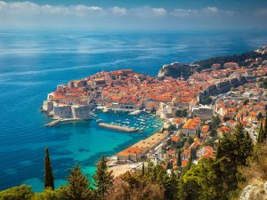 Città con più turisti che abitanti
