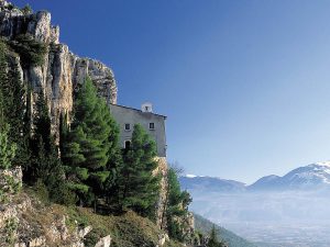 Eremo di Sant'Onofrio al Morrone, Abruzzo