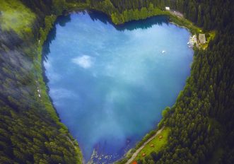 Lagh de Calvaresc, Svizzera