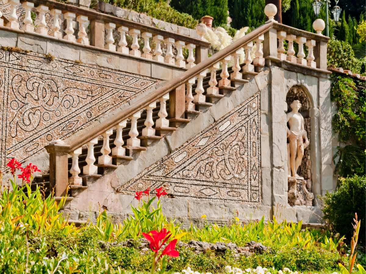Statue dello Storico Giardino Garzoni, Collodi