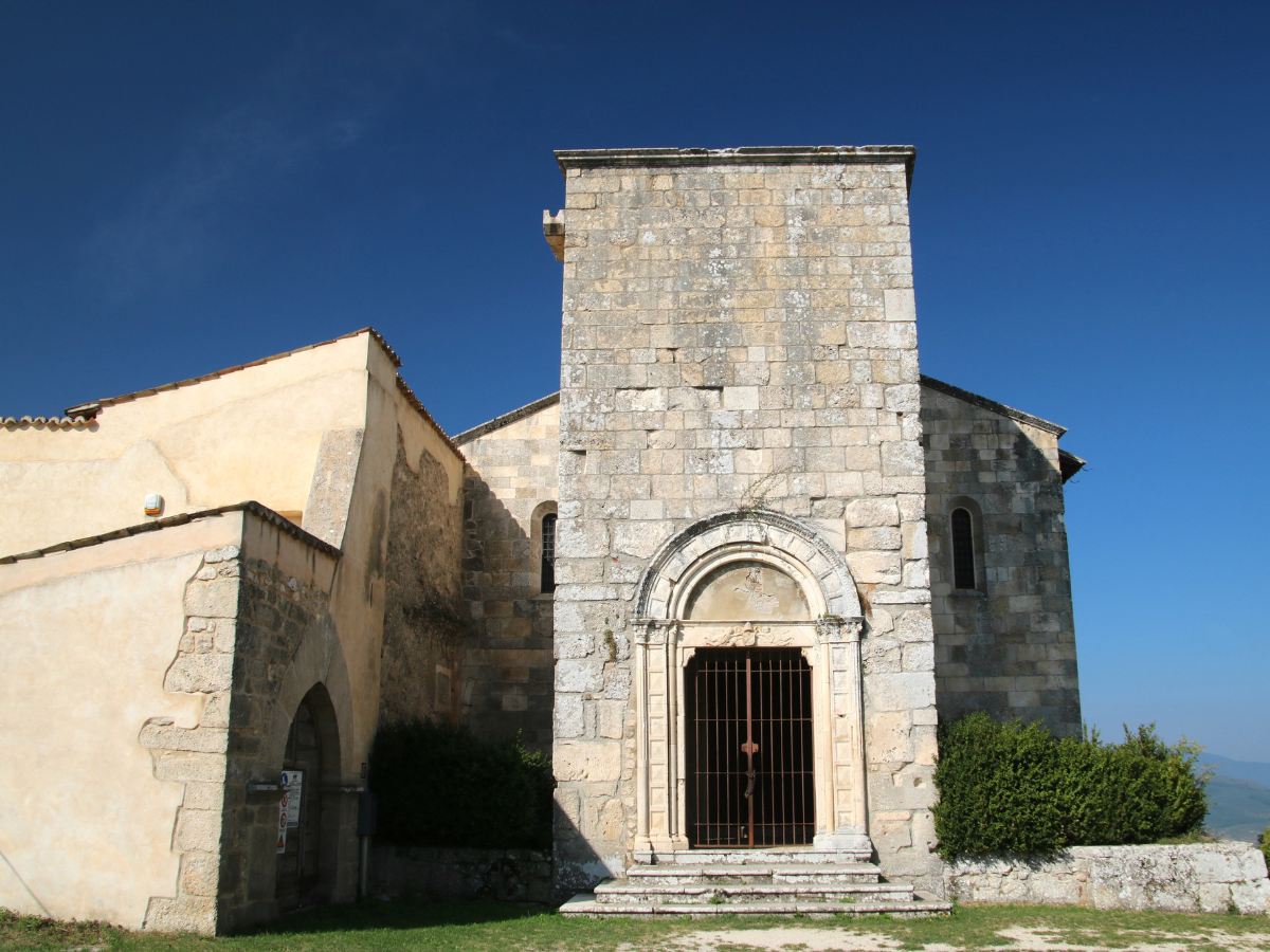 La Chiesa di San Pietro a Massa d'Albe