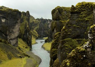 Fjaðrárgljúfur, Islanda