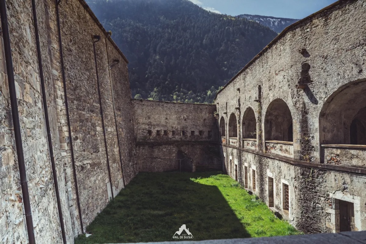 Forte-di-Exilles-mura