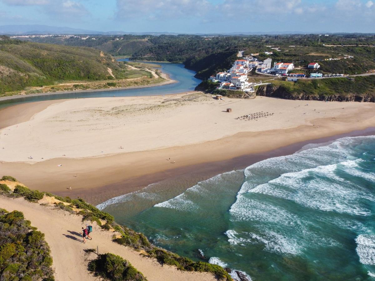 Spiaggia di Odeceixe, bellezza selvaggia