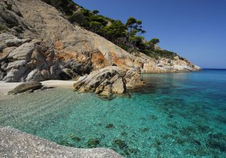 montecristo-isola-spiaggia