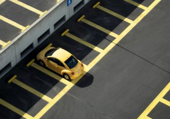 Vola senza pensieri da Milano Malpensa con i parcheggi low cost