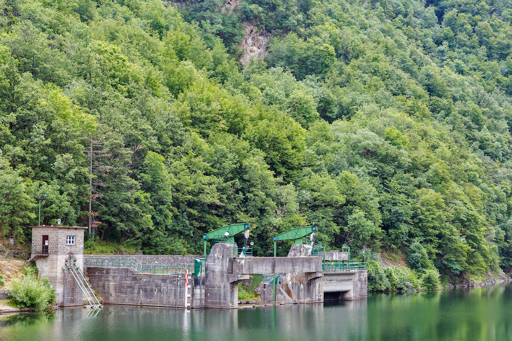 lago-pavana-diga