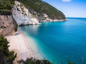 Spiaggia di Vignanotica, Gargano