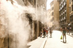 camminare con il caldo