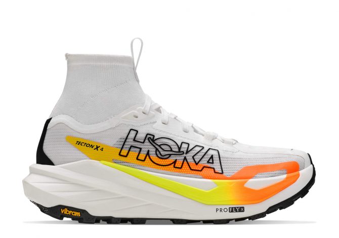 Hoka Tecton X 4