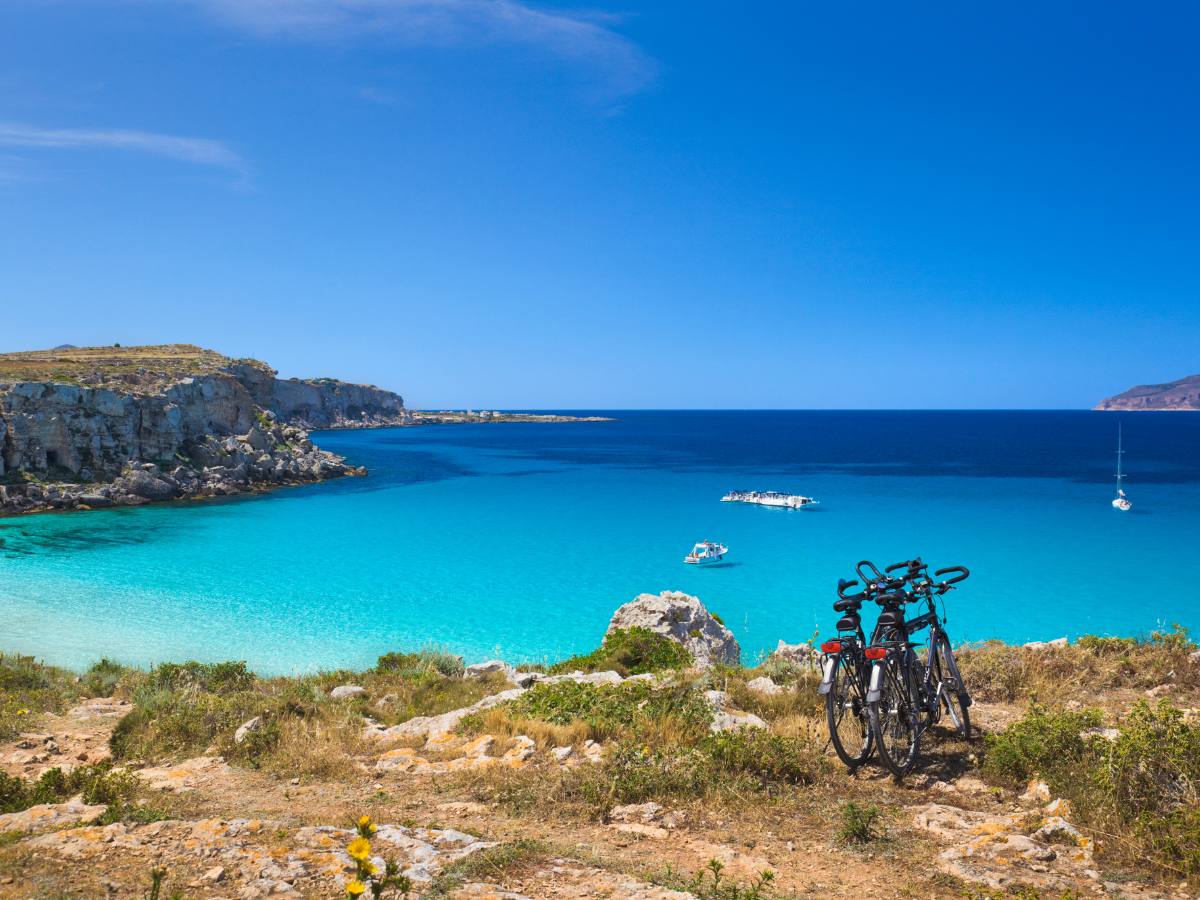 Favignana, l'isola della bicicletta
