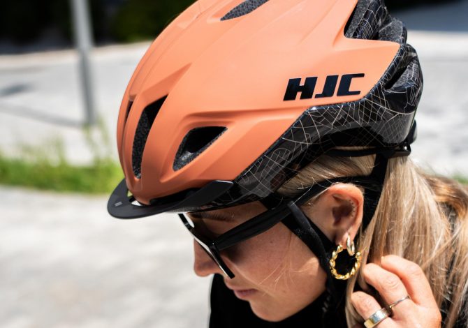 HJC Crosser: casco da bici urban e gravel